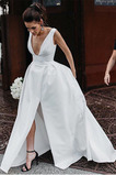 Brautkleid Satin Strand Tiefer V-Ausschnitt Elegant Bodenlang