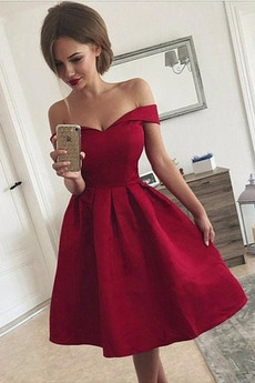 Drapierung Natürliche Taille Satin A-Linie Ärmellos Schlicht Cocktailkleid