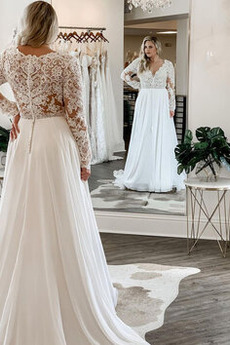 Brautkleid Lange Ärmel Frühling Knopf Durchsichtige Ärmel Sweep Zug