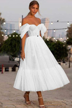 Brautkleid Frühling Schick Birneförmig Swing Ärmellos Schulterfrei