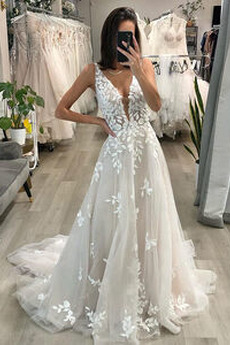 Brautkleid Strand Luxus Tiefer V-Ausschnitt Sommer Tüll Lange