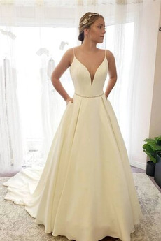 Brautkleid Satin Jahr 2021 V-Ausschnitt Herbst Formell Ärmellos