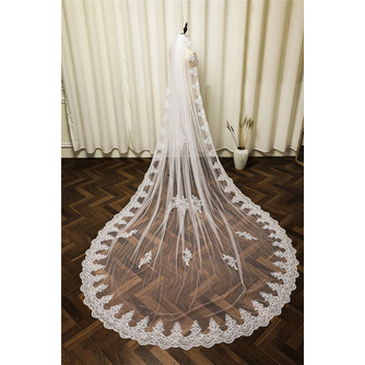 Einschichtiger Spitzenschleier Hochzeitszubehör Braut weißer Elfenbeinschleier mit Metallhaarkammschleier - Seite 2
