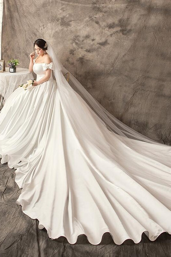 Brautkleid Satin Wickeln Sie die Rotatorenmanschette Schulterfrei - Seite 3