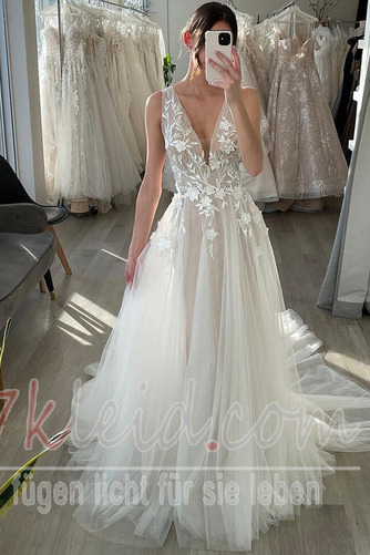 Brautkleid Strand A-Linie Ärmellos Tiefer V-Ausschnitt Reißverschluss - Seite 1
